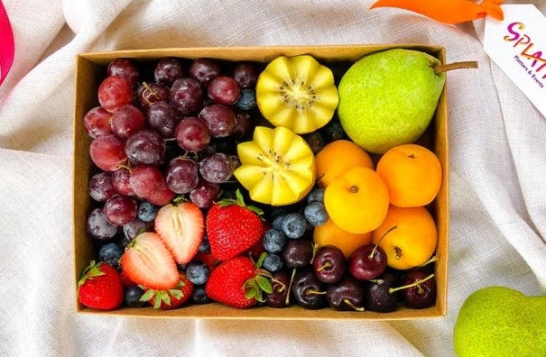 [Limited] 🌈 Rainbow Fresh Fruit Platter